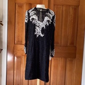 Ladies Vintage Laurence Kozar Sequin & Beaded Dress. 100% Silk With Rayon Sz. M